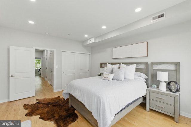 1320 S 31ST ST, Philadelphia, PA 19146