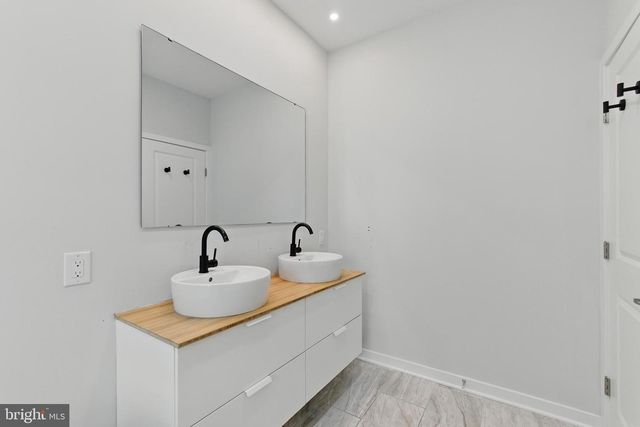 1320 S 31ST ST, Philadelphia, PA 19146