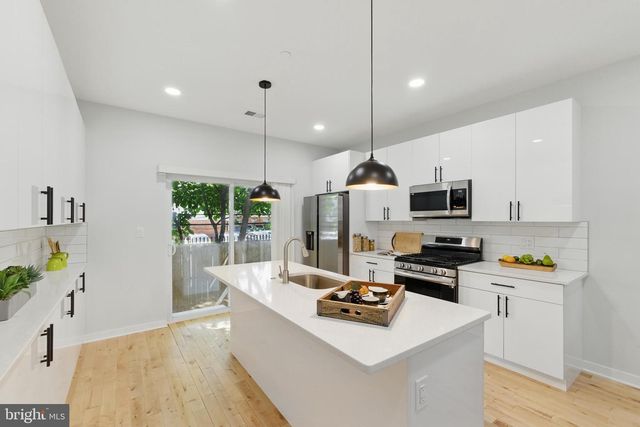 1320 S 31ST ST, Philadelphia, PA 19146