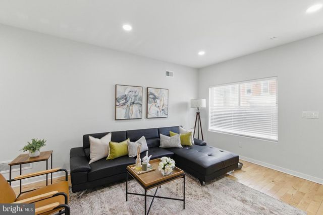 1320 S 31ST ST, Philadelphia, PA 19146