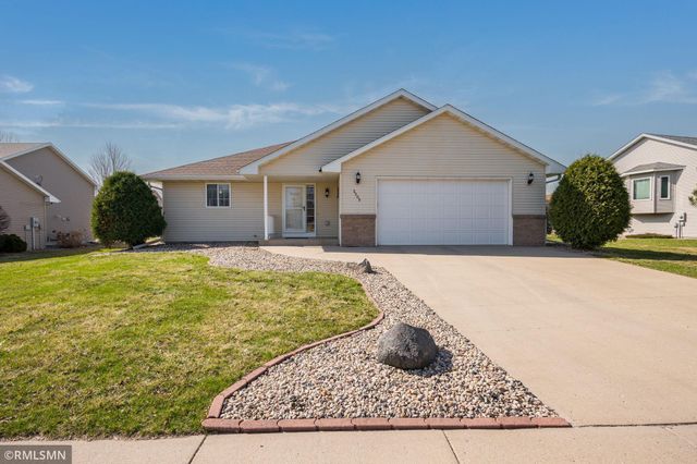 2209 Aspen Lane, North Mankato, MN 56003