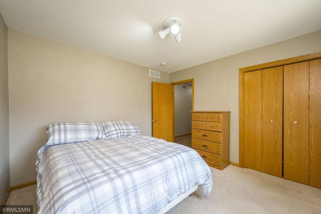 2209 Aspen Lane, North Mankato, MN 56003