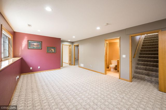 2209 Aspen Lane, North Mankato, MN 56003