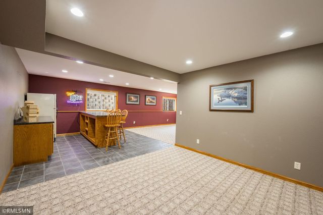 2209 Aspen Lane, North Mankato, MN 56003