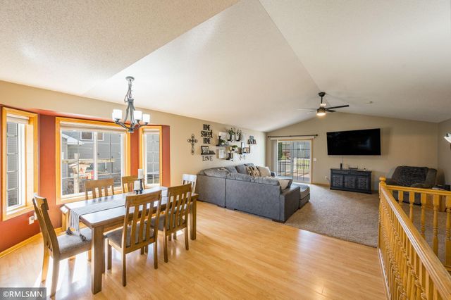 2209 Aspen Lane, North Mankato, MN 56003
