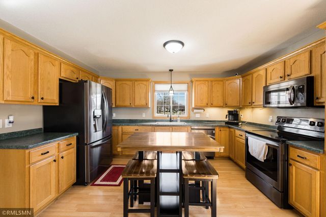 2209 Aspen Lane, North Mankato, MN 56003