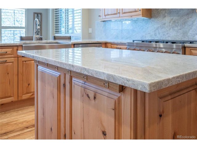 1030 Timbercrest Dr, Castle Rock, CO 80108