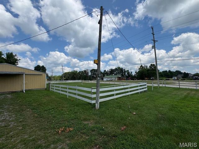 925 Highway KK, Troy, MO 63379