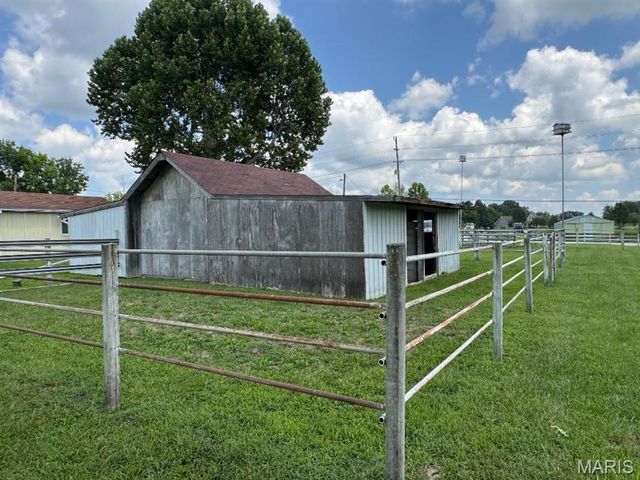 925 Highway KK, Troy, MO 63379