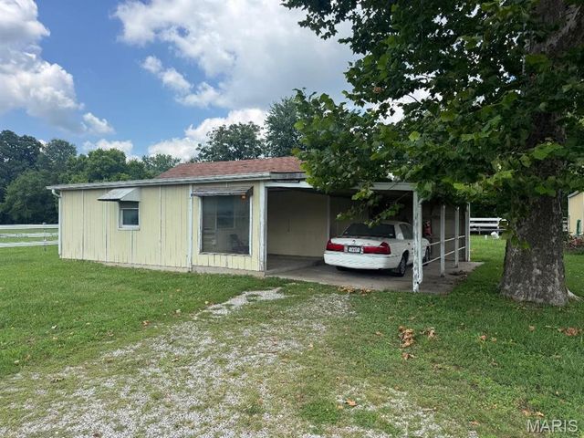925 Highway KK, Troy, MO 63379