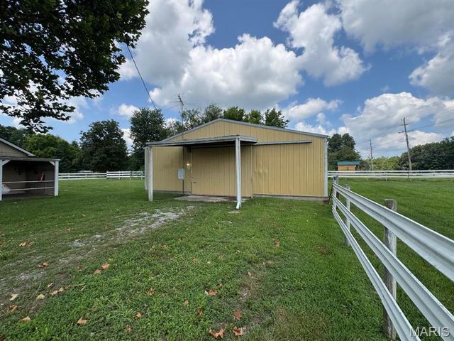 925 Highway KK, Troy, MO 63379