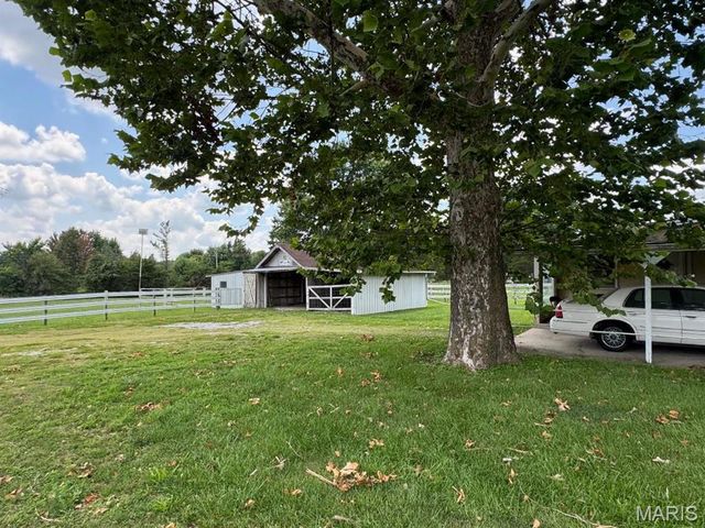925 Highway KK, Troy, MO 63379