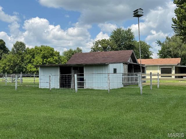 925 Highway KK, Troy, MO 63379