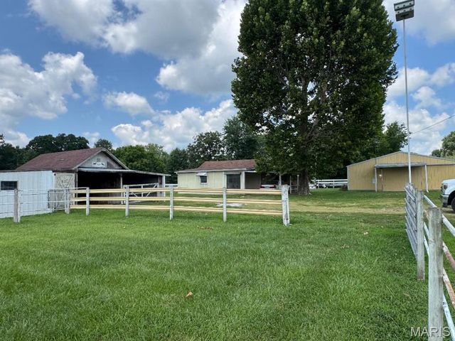 925 Highway KK, Troy, MO 63379