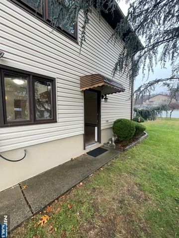 409 Phillip Avenue 1, Elmwood Park, NJ 07407