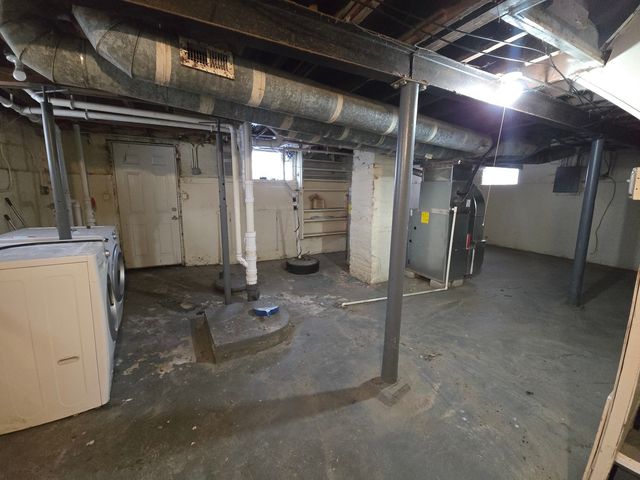 3821 Jackson Street, Bellwood, IL 60104