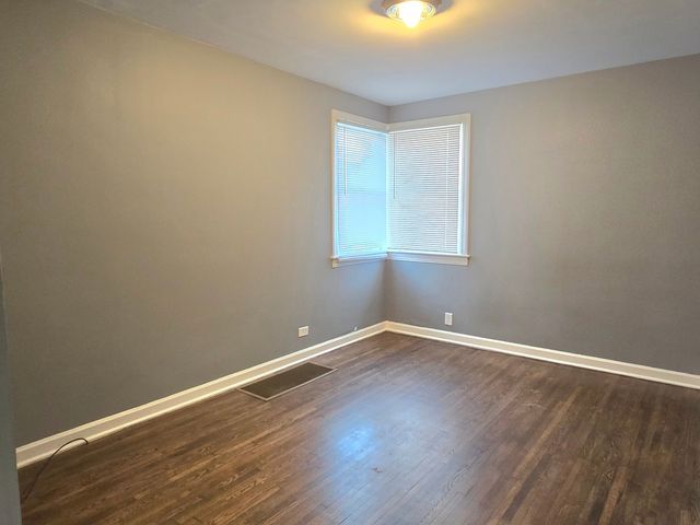 3821 Jackson Street, Bellwood, IL 60104