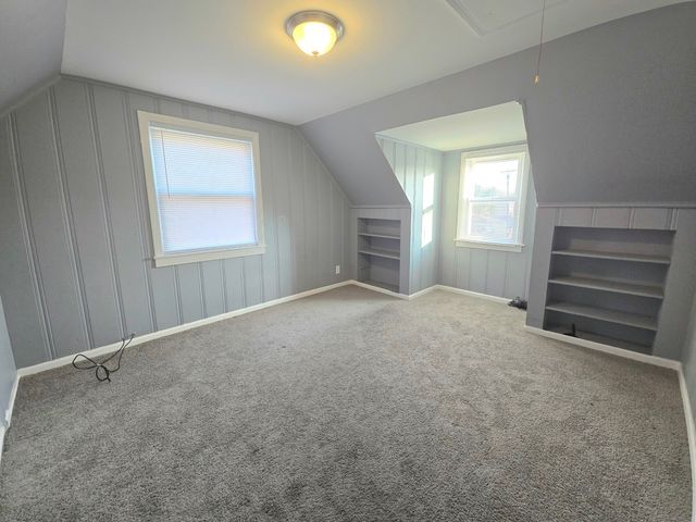 3821 Jackson Street, Bellwood, IL 60104