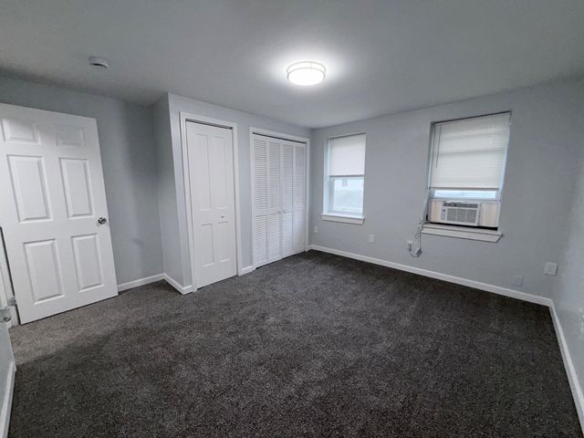 58 E MONROE ST, Mount Holly, NJ 08060
