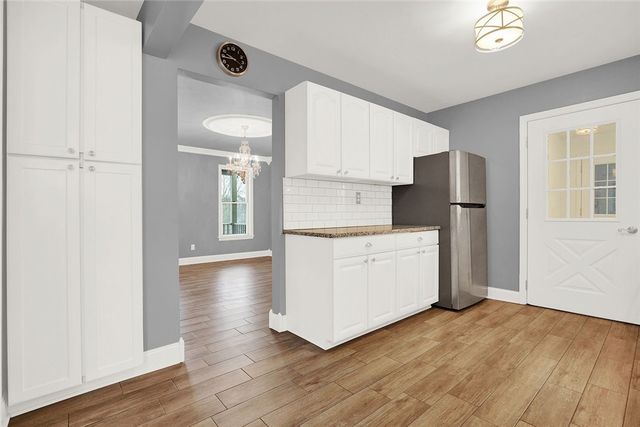 774 Vernon Dr, Rostraver, PA 15012