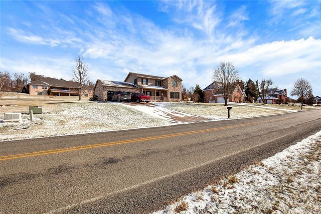 774 Vernon Dr, Rostraver, PA 15012