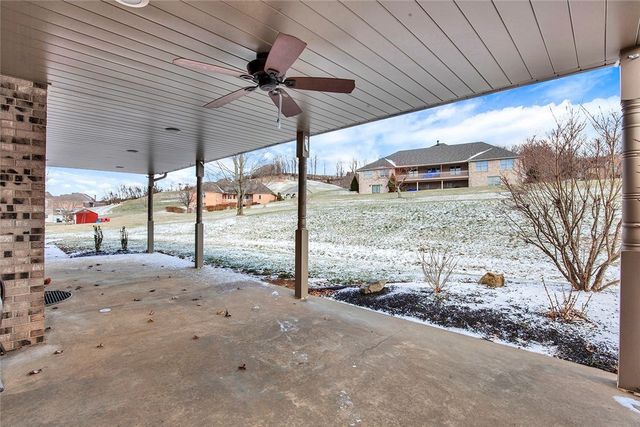 774 Vernon Dr, Rostraver, PA 15012