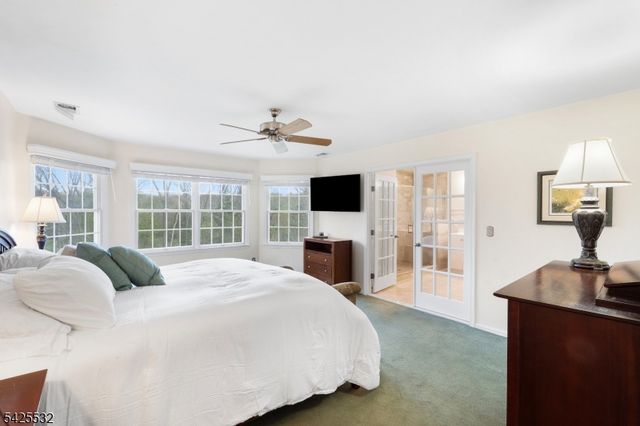 6 Ridge Rd, Frenchtown Boro, NJ 08825