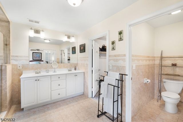 6 Ridge Rd, Frenchtown Boro, NJ 08825