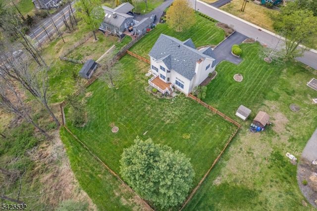 6 Ridge Rd, Frenchtown Boro, NJ 08825