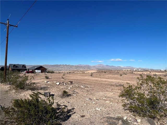 2116 N Oatman Road, Bullhead City, AZ 86442