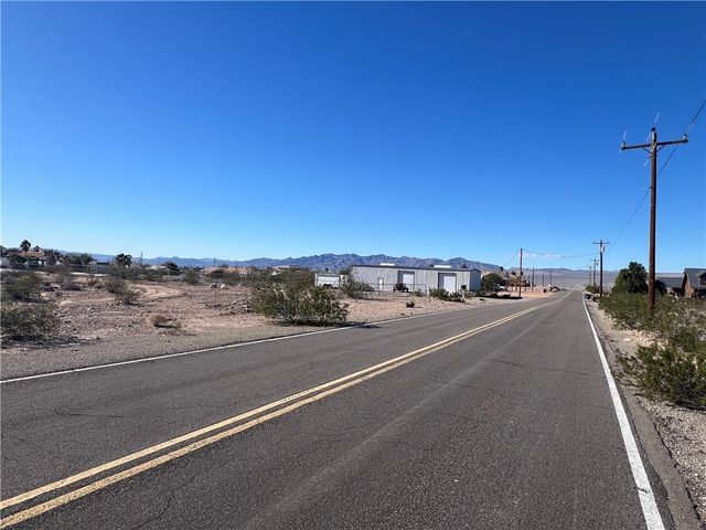 2116 N Oatman Road, Bullhead City, AZ 86442