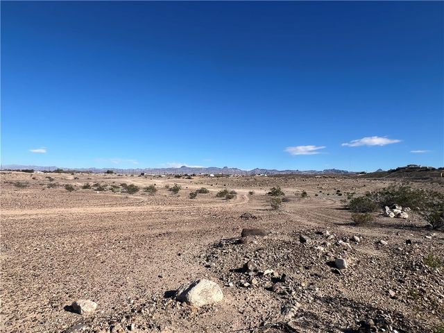 2116 N Oatman Road, Bullhead City, AZ 86442