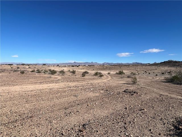 2116 N Oatman Road, Bullhead City, AZ 86442