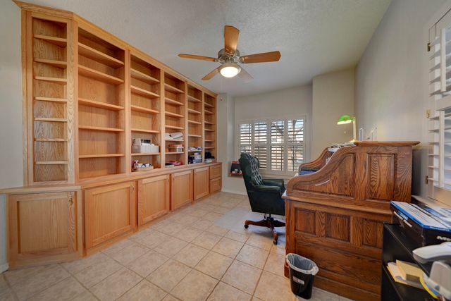 3058 Ashkirk Loop SE, Rio Rancho, NM 87124