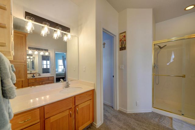 3058 Ashkirk Loop SE, Rio Rancho, NM 87124