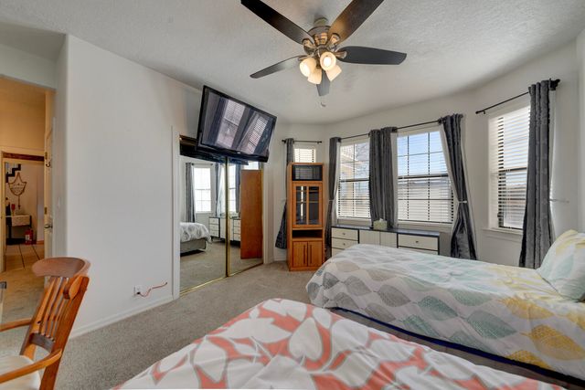 3058 Ashkirk Loop SE, Rio Rancho, NM 87124