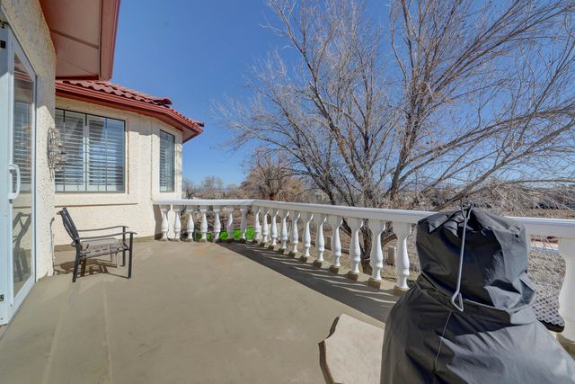 3058 Ashkirk Loop SE, Rio Rancho, NM 87124