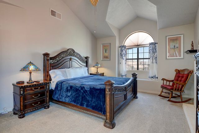 3058 Ashkirk Loop SE, Rio Rancho, NM 87124