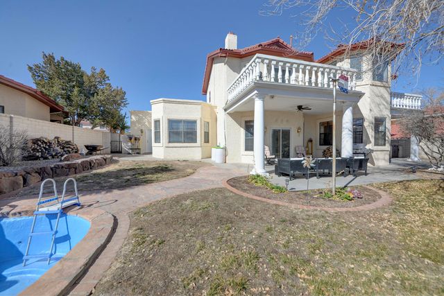 3058 Ashkirk Loop SE, Rio Rancho, NM 87124