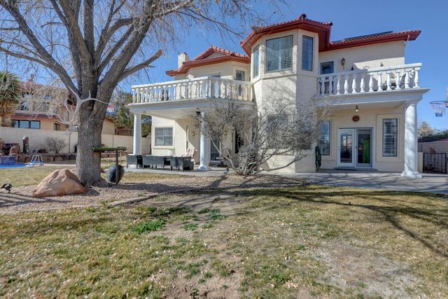 3058 Ashkirk Loop SE, Rio Rancho, NM 87124