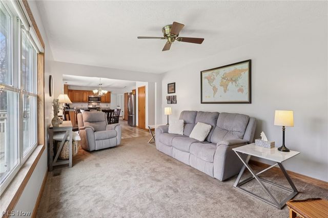 730 Mckee Trail, Hinckley, OH 44233