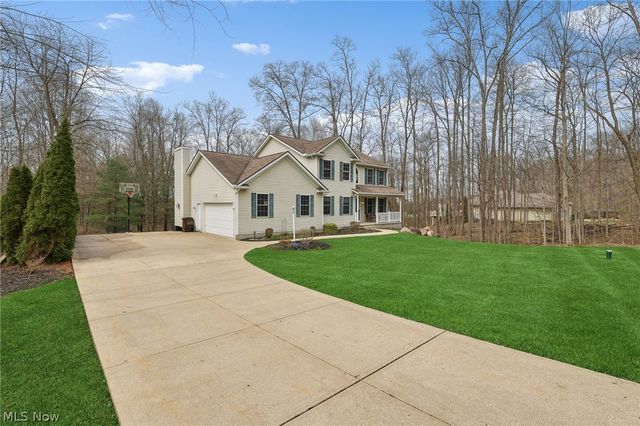 730 Mckee Trail, Hinckley, OH 44233