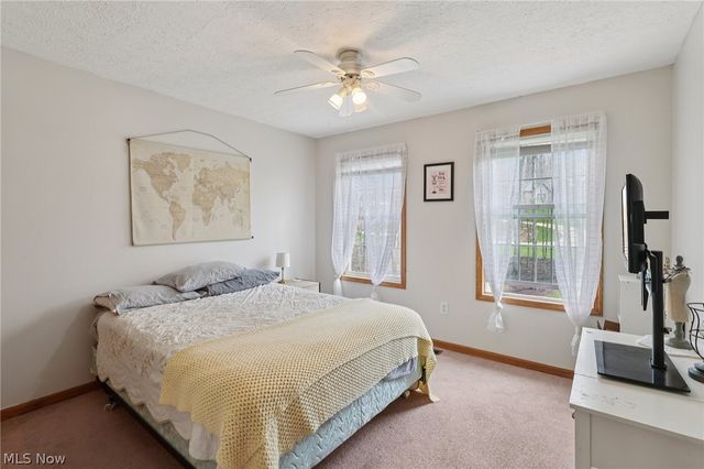 730 Mckee Trail, Hinckley, OH 44233