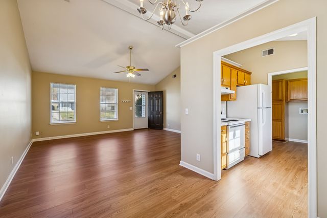 3221 Dockside Dr, Hermitage, TN 37076