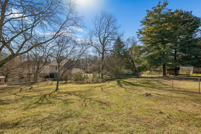 3221 Dockside Dr, Hermitage, TN 37076