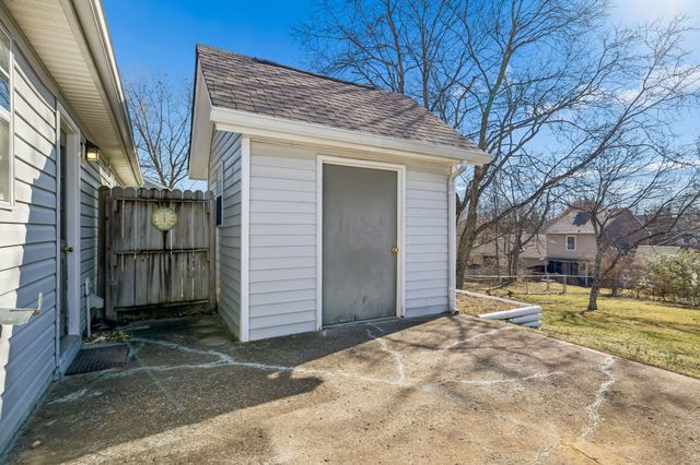 3221 Dockside Dr, Hermitage, TN 37076