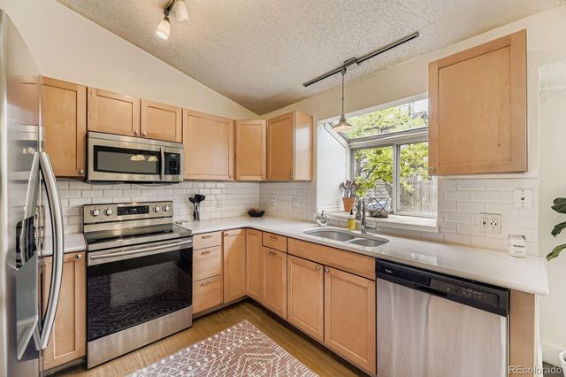 7953 S Garrison Way, Littleton, CO 80128