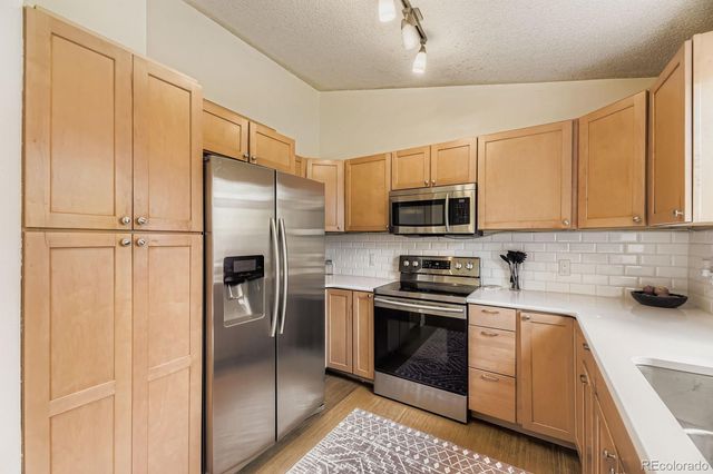 7953 S Garrison Way, Littleton, CO 80128