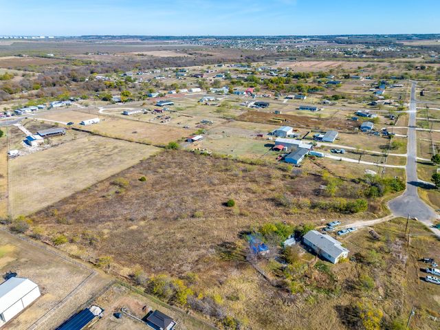 609 Bunk House Drive, Venus, TX 76084