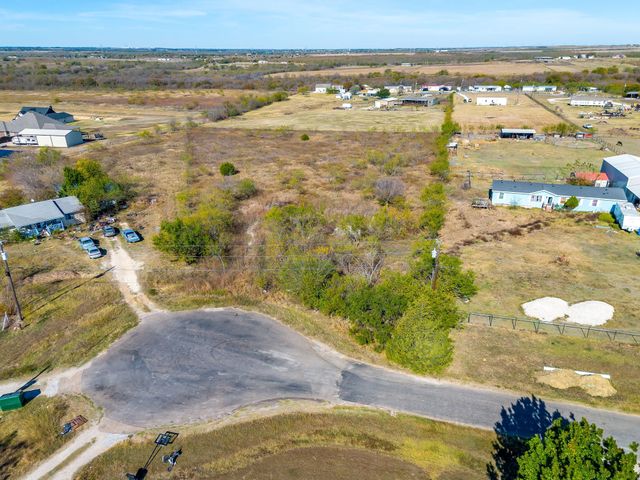 609 Bunk House Drive, Venus, TX 76084